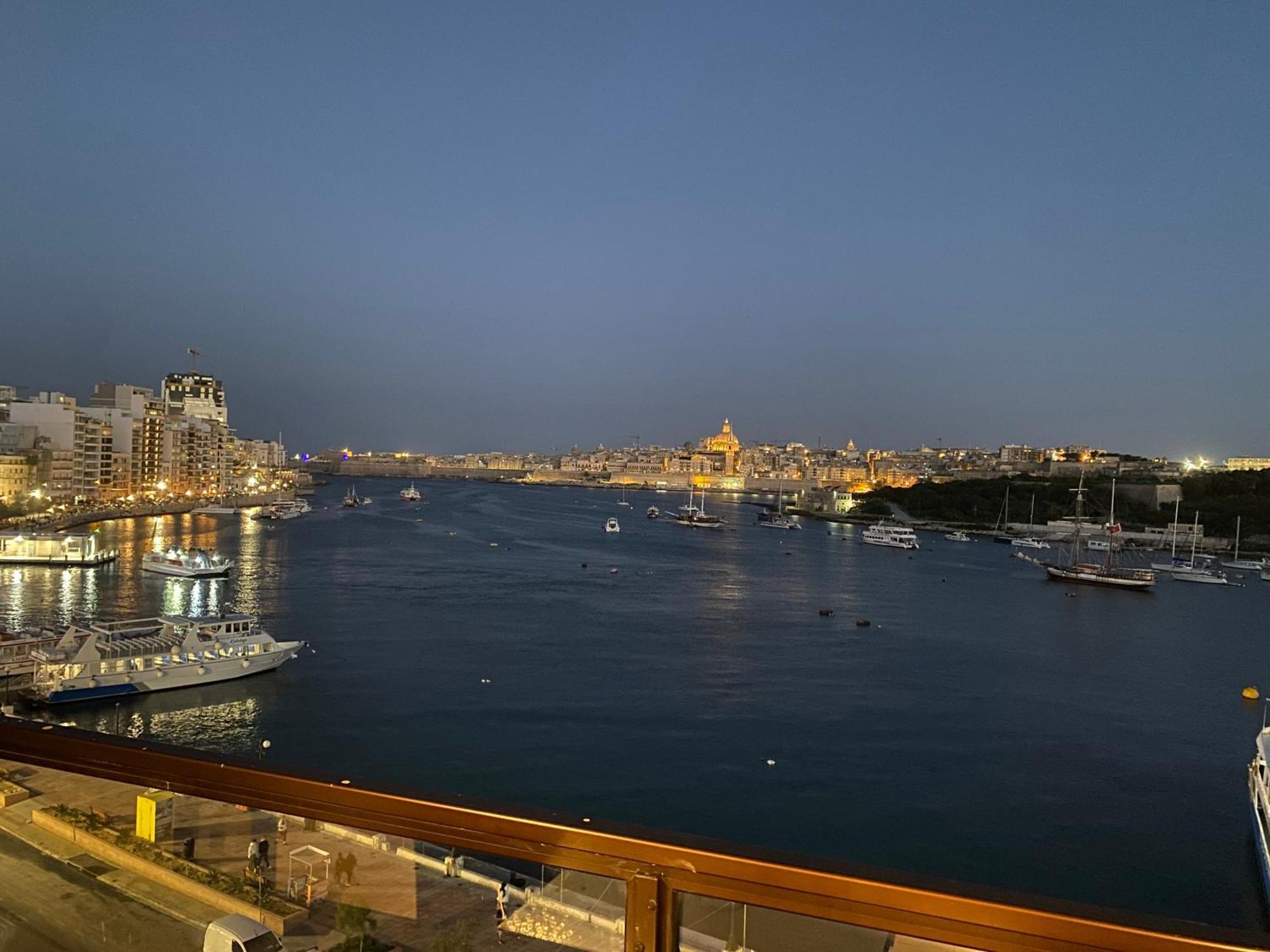 Seafront Harbour Haven - Steps To Ferry, Shops And Beaches Sliema Buitenkant foto